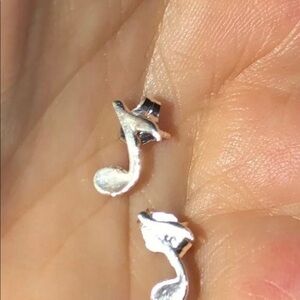 ☘️3/$30 pair 925 Sterling Silver Musical Notes Earrings